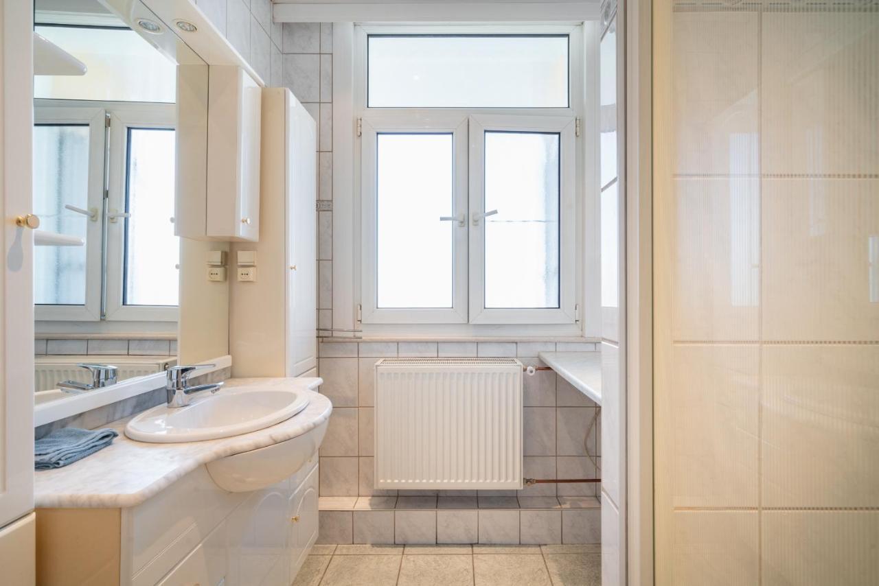 Large Antwerp City Center Apartments Екстериор снимка